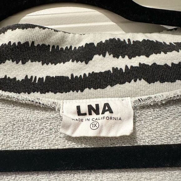 LNA Volley Sweatshirt - Picture 7 of 7